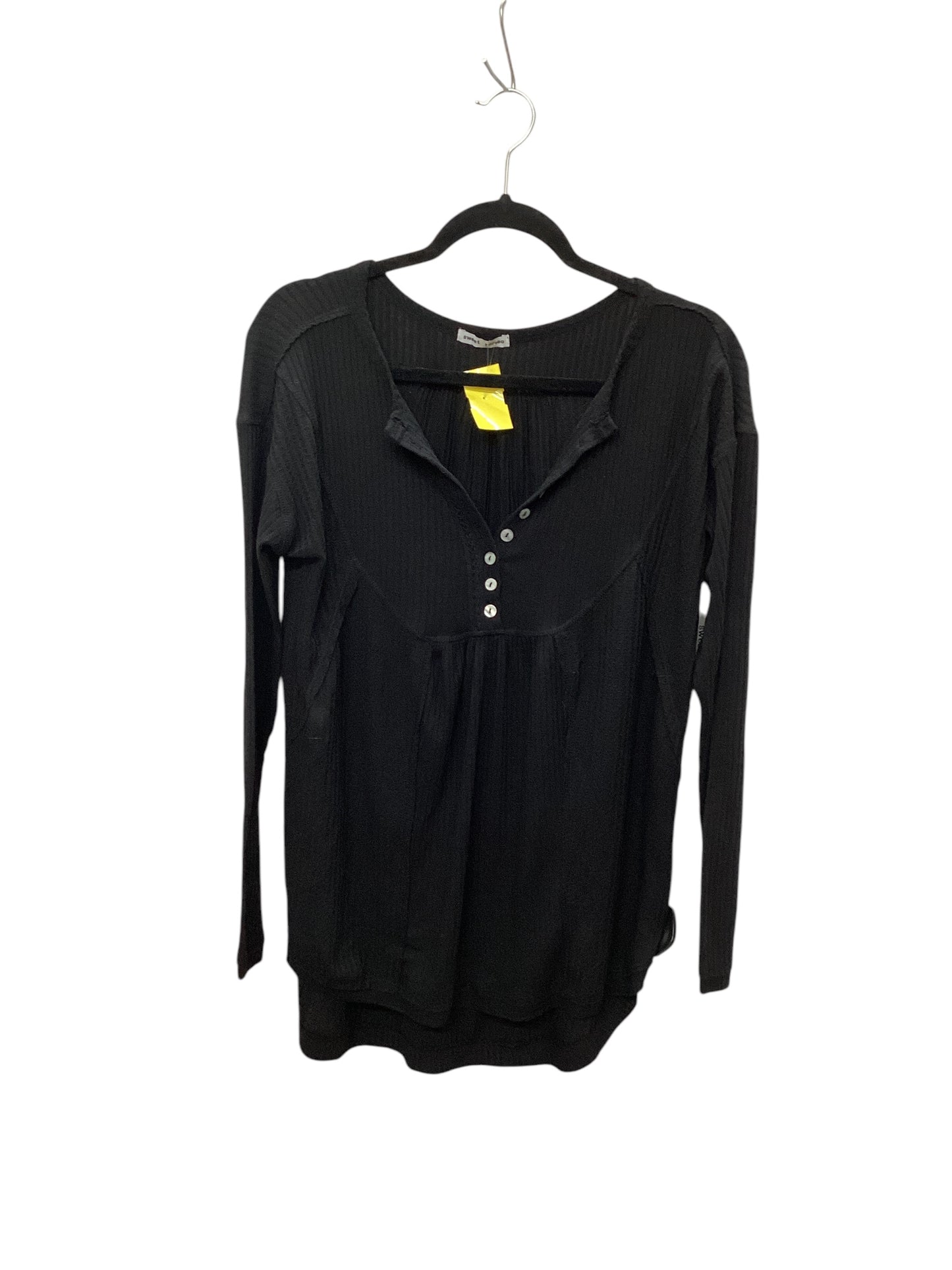 Top Long Sleeve By Sweet Romeo In Black, Size: M