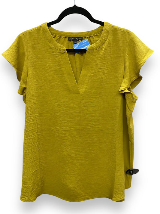 Top Sleeveless By Adrianna Papell In Yellow, Size: L