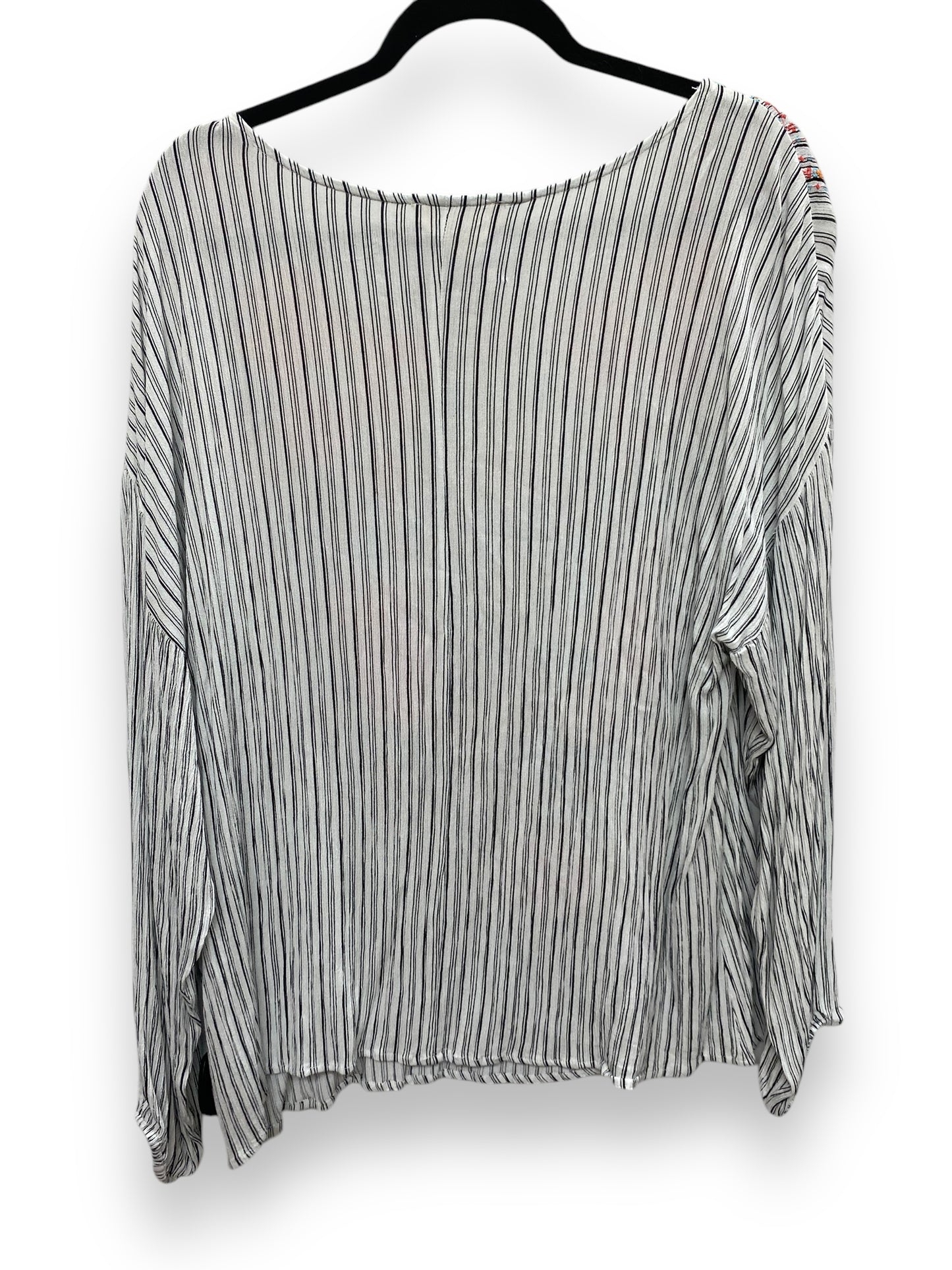 Top Long Sleeve By Savanna Jane In Striped Pattern, Size: 2x