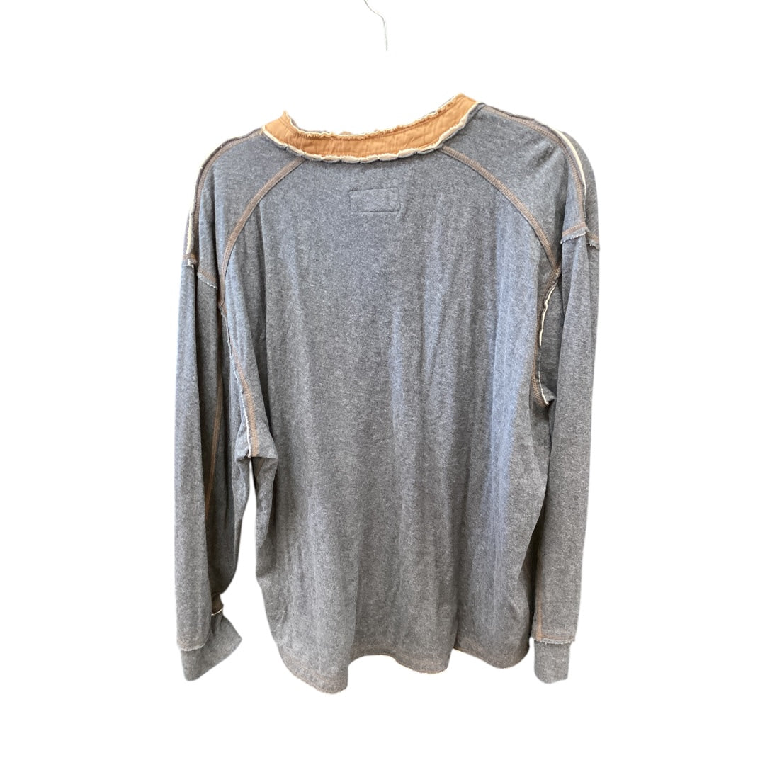 Top Long Sleeve By Clothes Mentor In Grey, Size: Xl