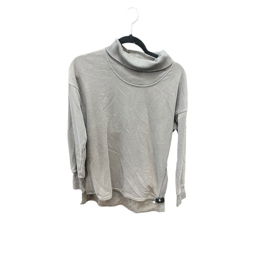 Top Long Sleeve By Champion In Grey, Size: S