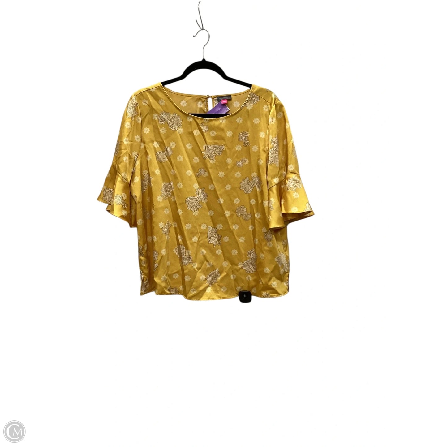 Top Short Sleeve By Vince Camuto In Yellow, Size: L