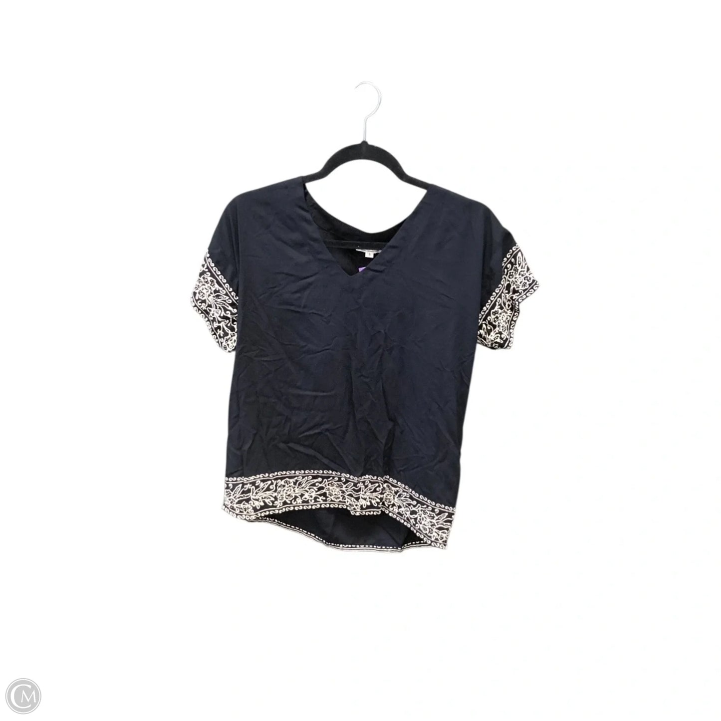 Top Short Sleeve By Clothes Mentor In Black, Size: S