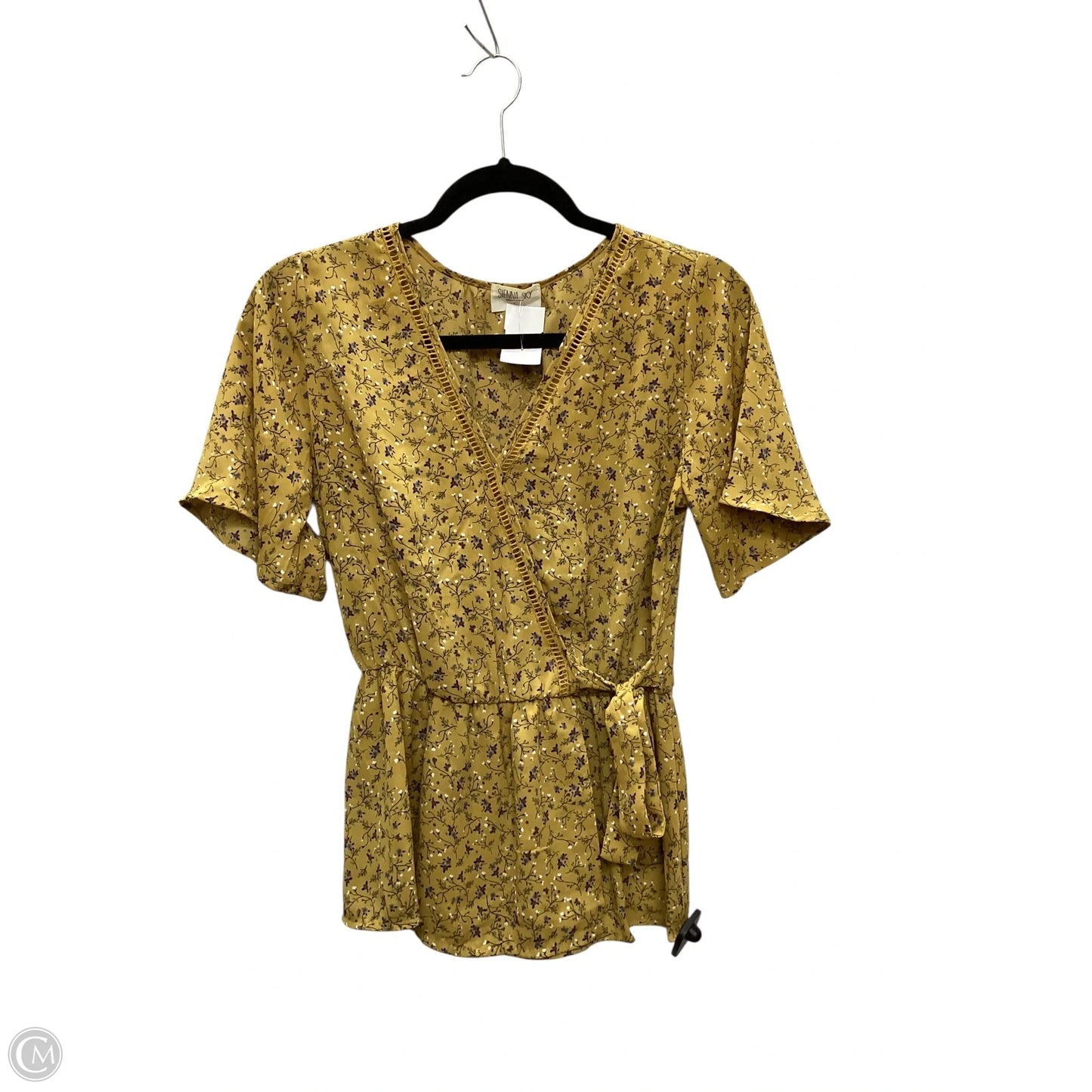 Top Short Sleeve By Sienna Sky In Yellow, Size: S
