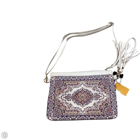 Wristlet By Clothes Mentor, Size: Large