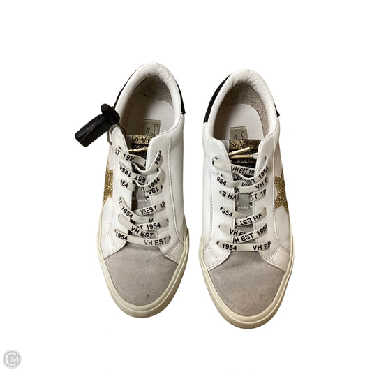 Shoes Sneakers By Vintage Havana In White, Size: 6.5