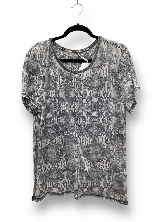 Top Short Sleeve Basic By Free People  Size: L