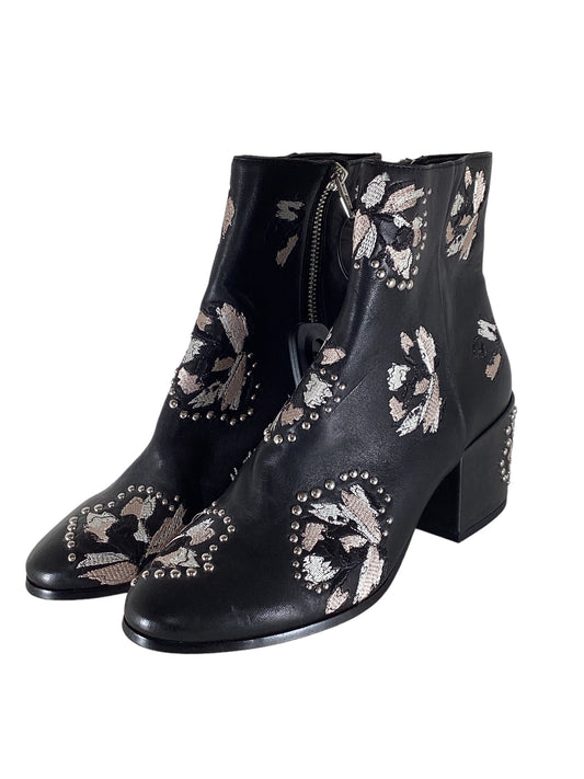 Boots Ankle Heels By Dolce Vita  Size: 7
